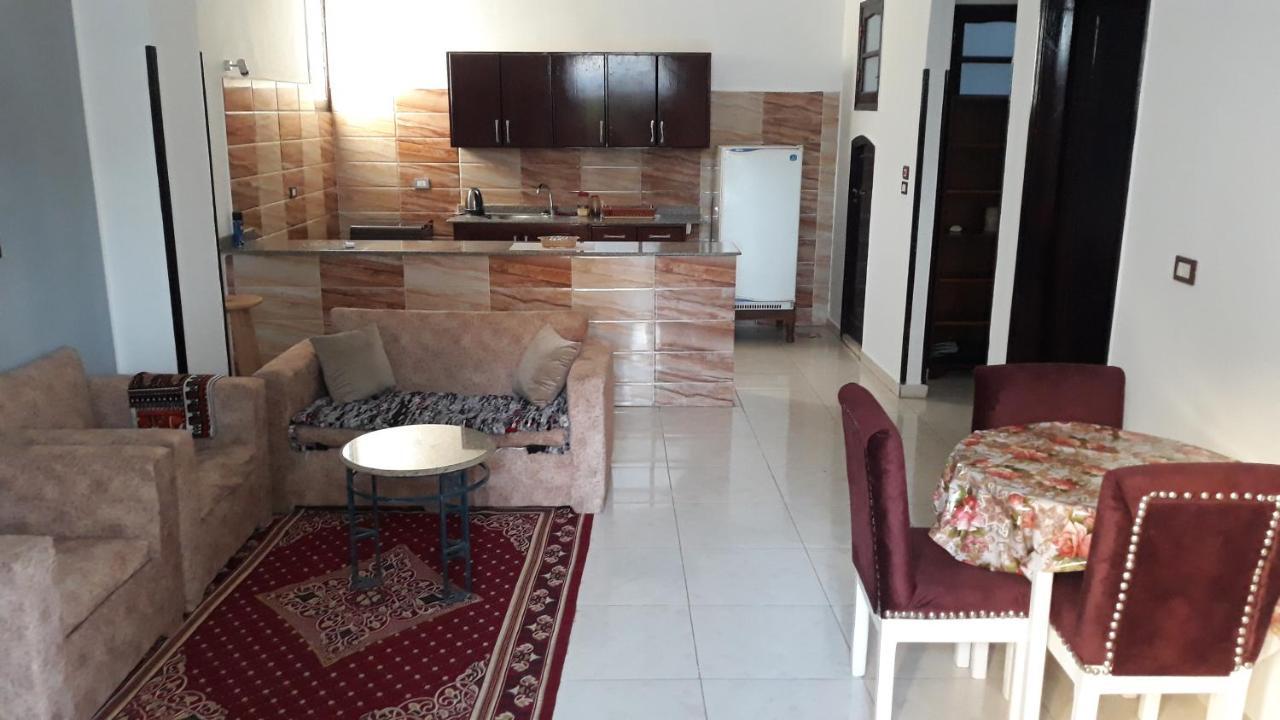 Enjoy Luxor Apartment Bagian luar foto