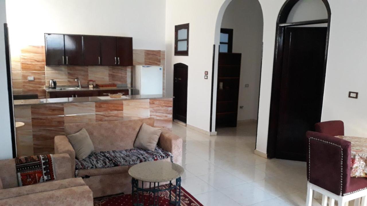 Enjoy Luxor Apartment Bagian luar foto