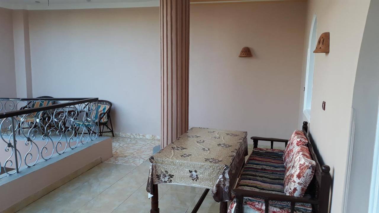 Enjoy Luxor Apartment Bagian luar foto