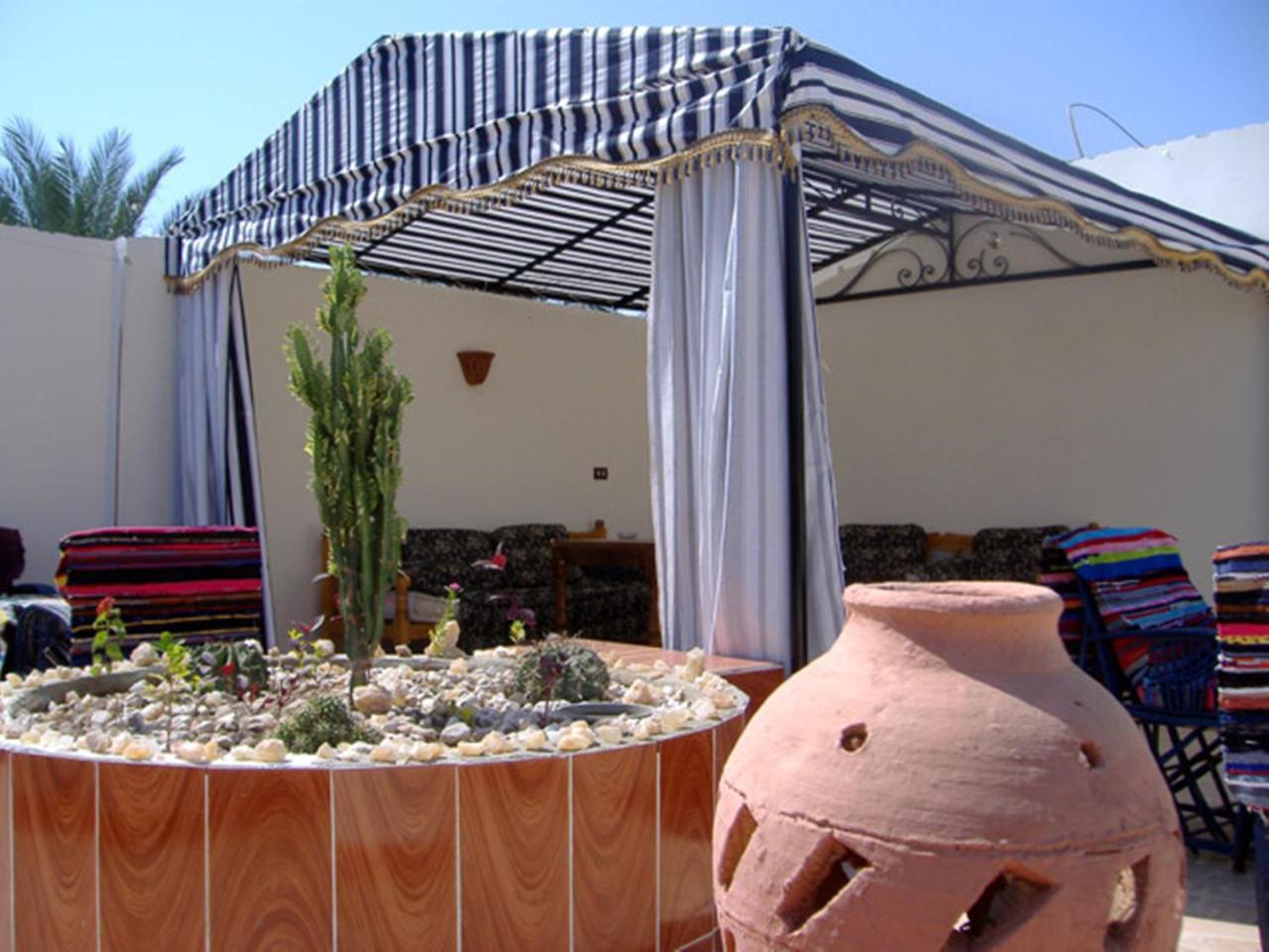 Enjoy Luxor Apartment Bagian luar foto